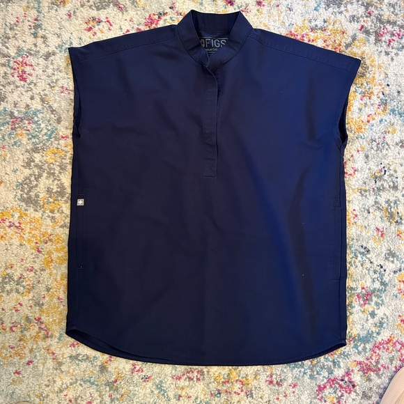 Figs navy scrub set (Rafaela top and jogger bottom) - Picture 4 of 9